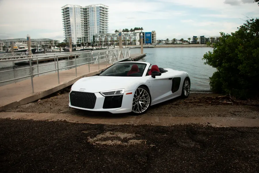 Valenci Supercars 2020 Audi R8 Spyder rental Tampa