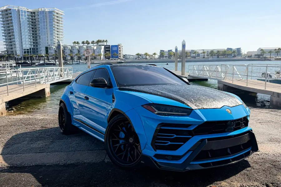 Valenci Supercars 2019 Lamborghini Urus Widebody Stage 2 rental Tampa