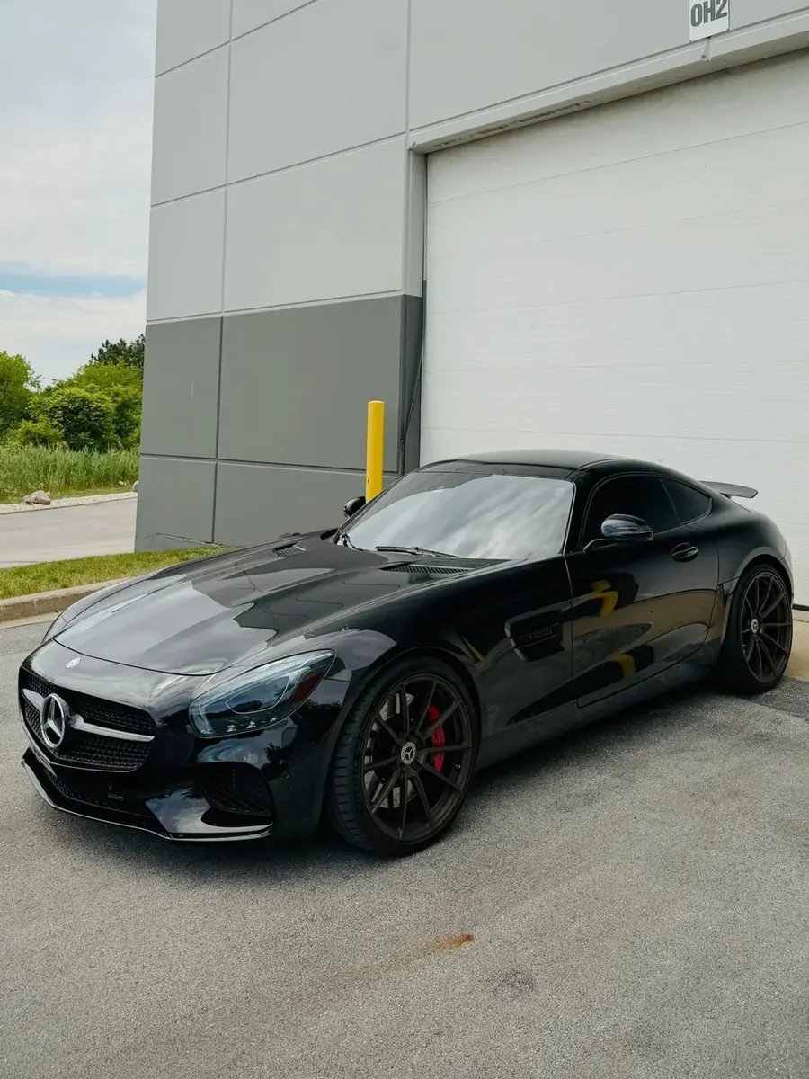Valenci Supercars 2021 Mercedes-AMG AMG GT rental Chicago